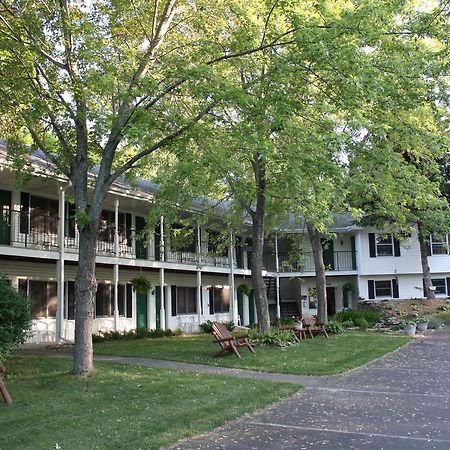 Parkside Inn Ellison Bay Exterior photo